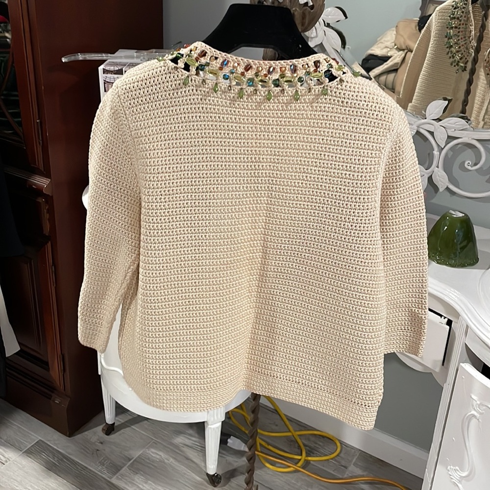 Sweater - Picture 6 of 6